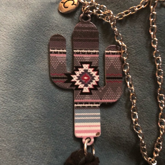 Cheeky’s brand necklace - Picture 3 of 3